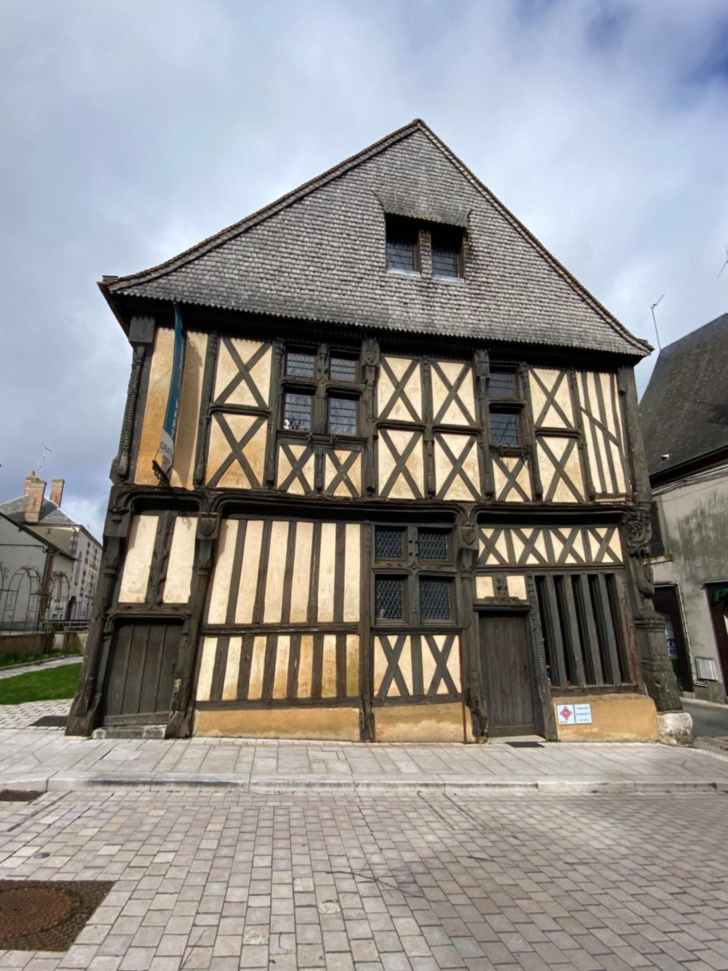 La Cabane Aubigny-sur-Nère Zewnętrze zdjęcie
